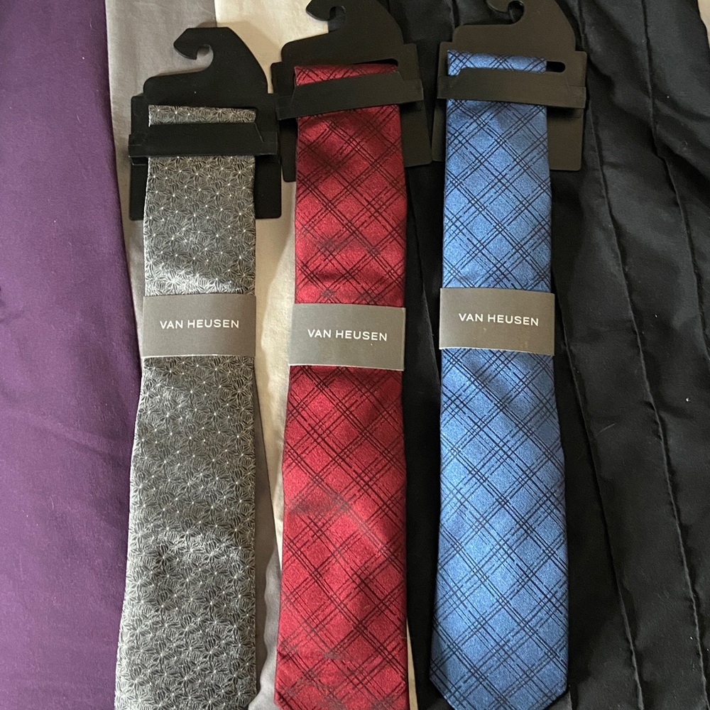 Van Heusen Classic Tie Trio - Gray, Red, Blue